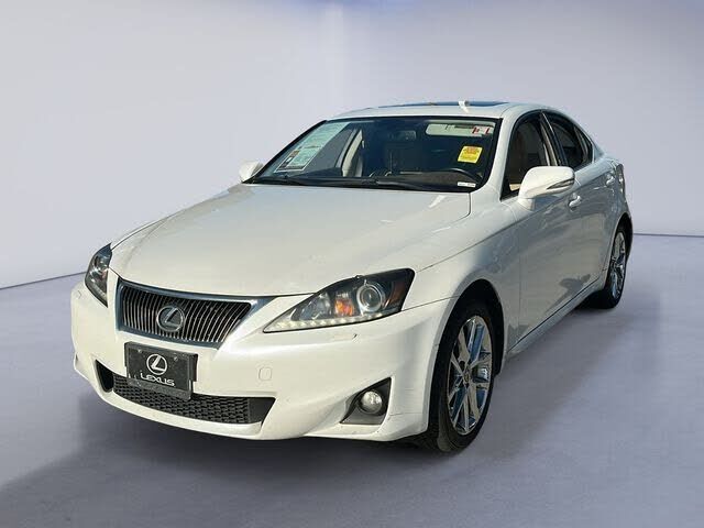 2011 LEXUS IS