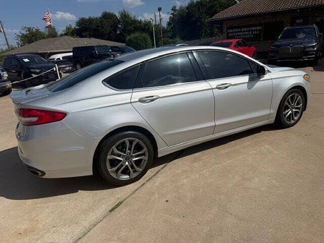 2017 FORD Fusion