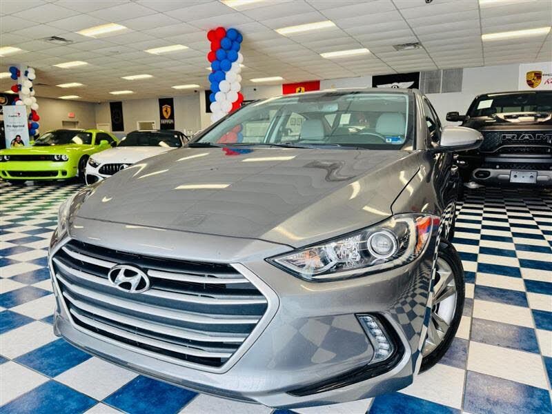 2018 HYUNDAI Elantra