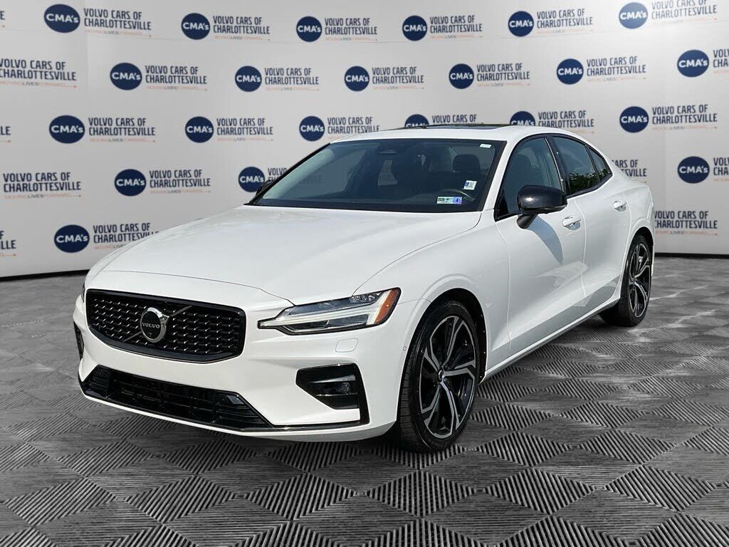 2023 VOLVO S60