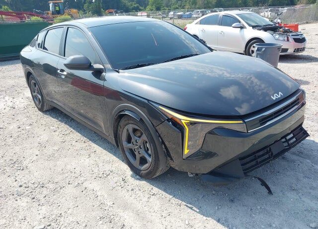 2025 KIA K4
