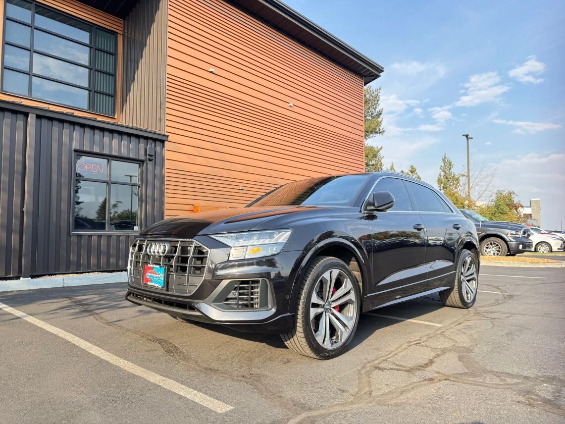 2019 AUDI Q8