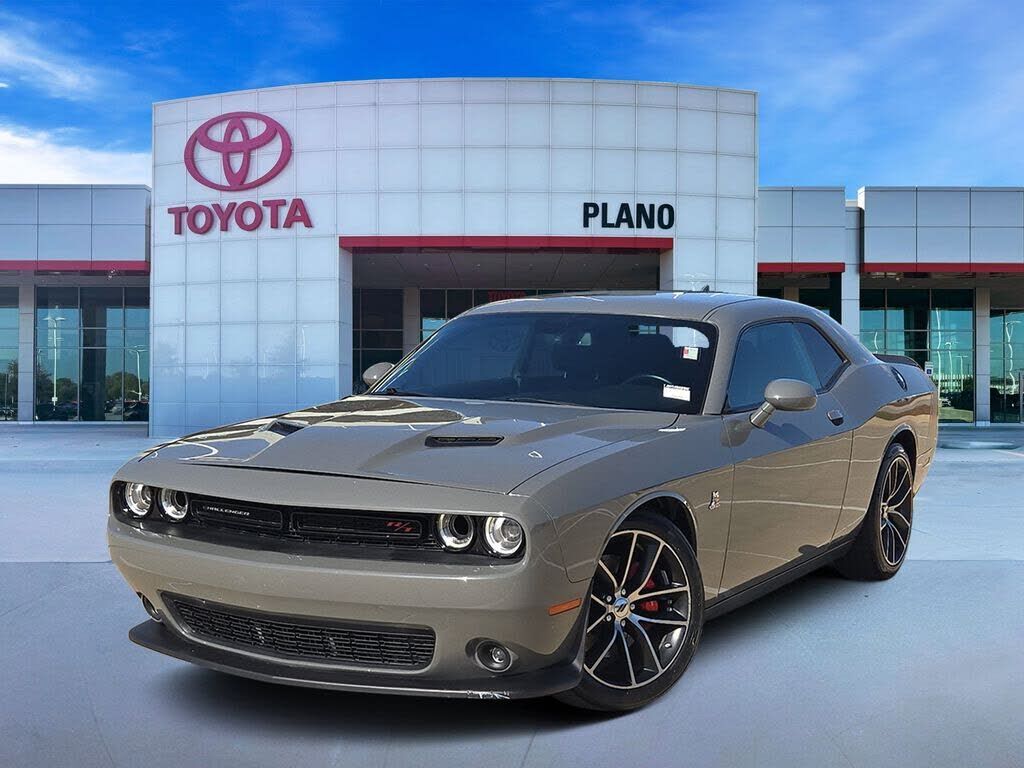 2018 DODGE Challenger