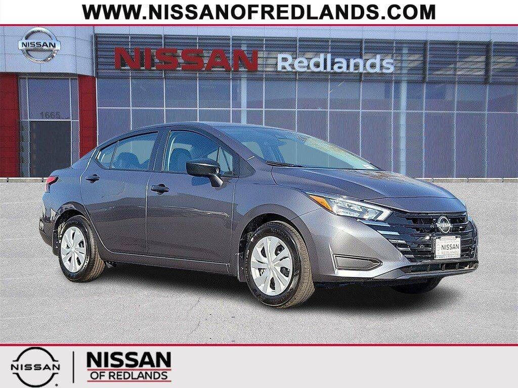 2025 NISSAN Versa