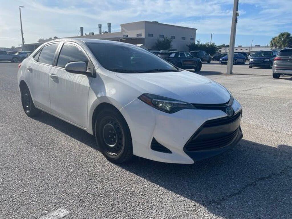 2019 TOYOTA Corolla