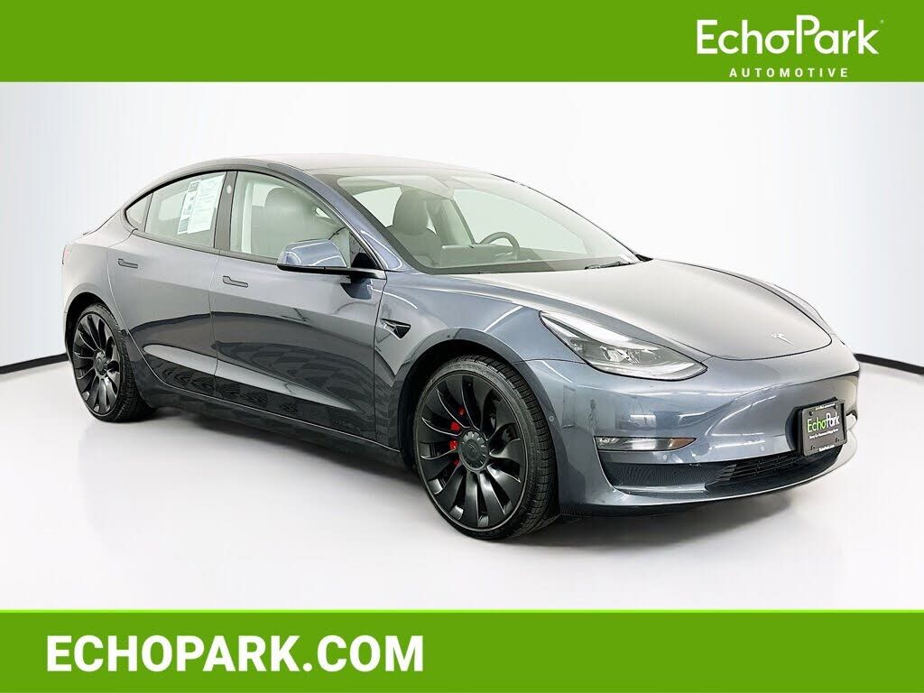 2022 TESLA Model 3