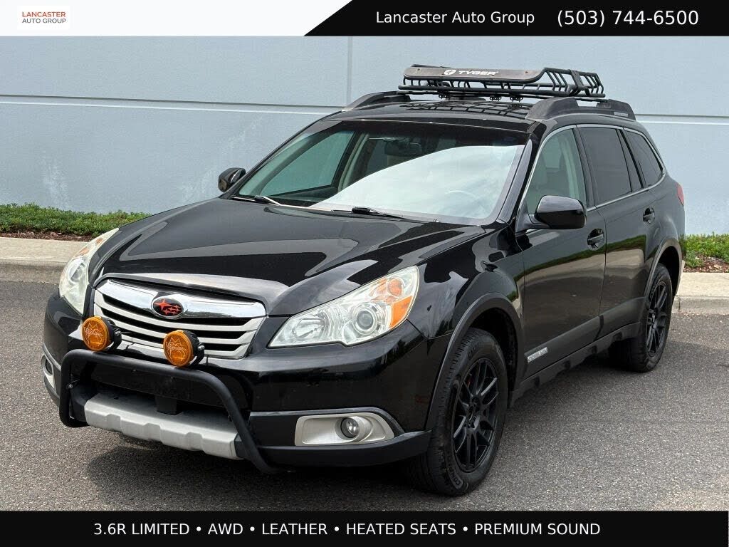 2011 SUBARU Outback