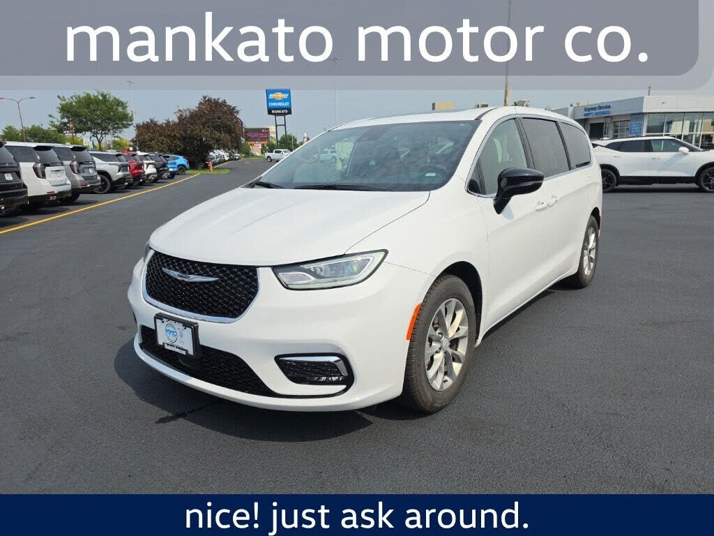 2026 CHRYSLER Pacifica