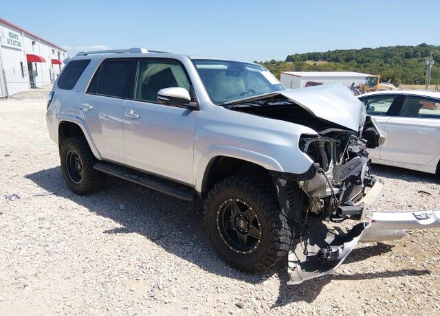 2016 TOYOTA 4-Runner