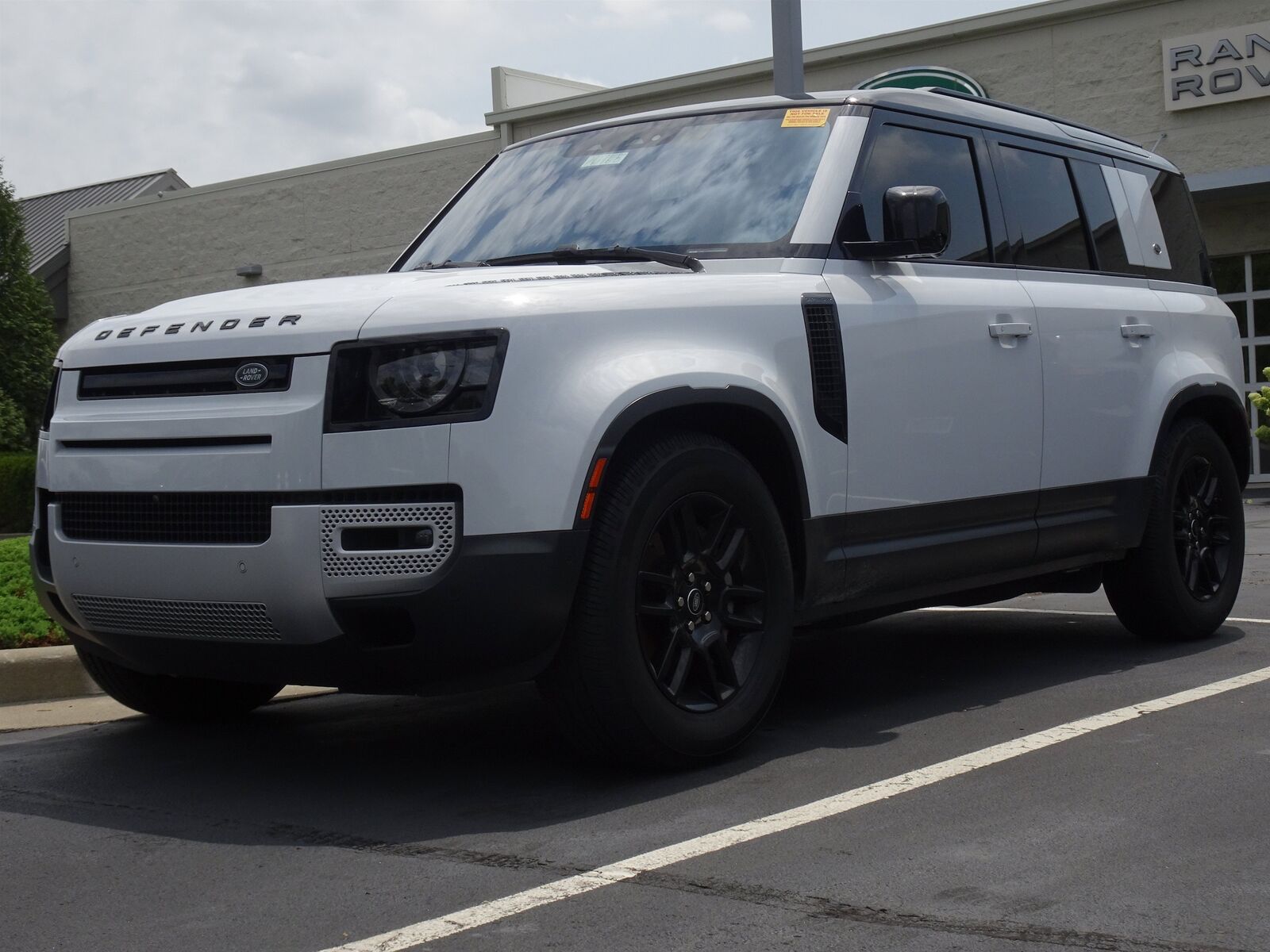 2021 LAND ROVER Defender
