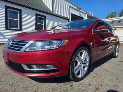 2013 VOLKSWAGEN Passat