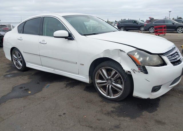 2009 INFINITI M35