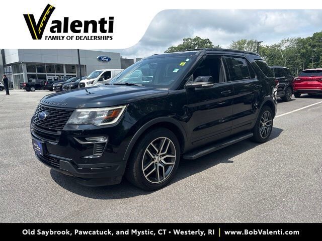 2018 FORD Explorer