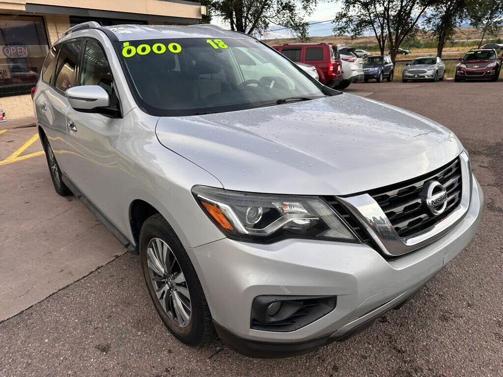 2018 NISSAN Pathfinder