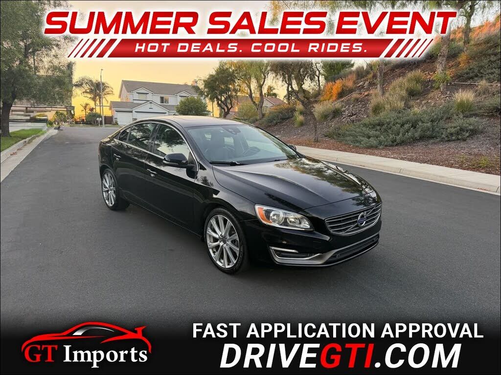 2017 VOLVO S60