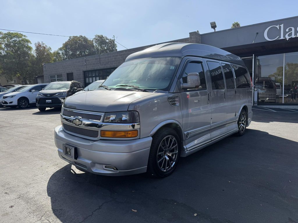 2012 CHEVROLET Express