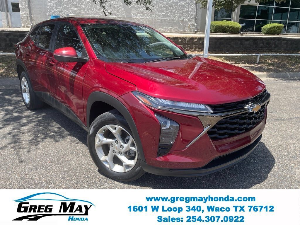 2025 CHEVROLET Trax