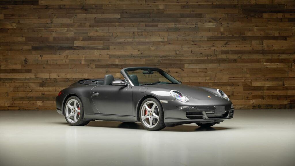 2005 PORSCHE 911