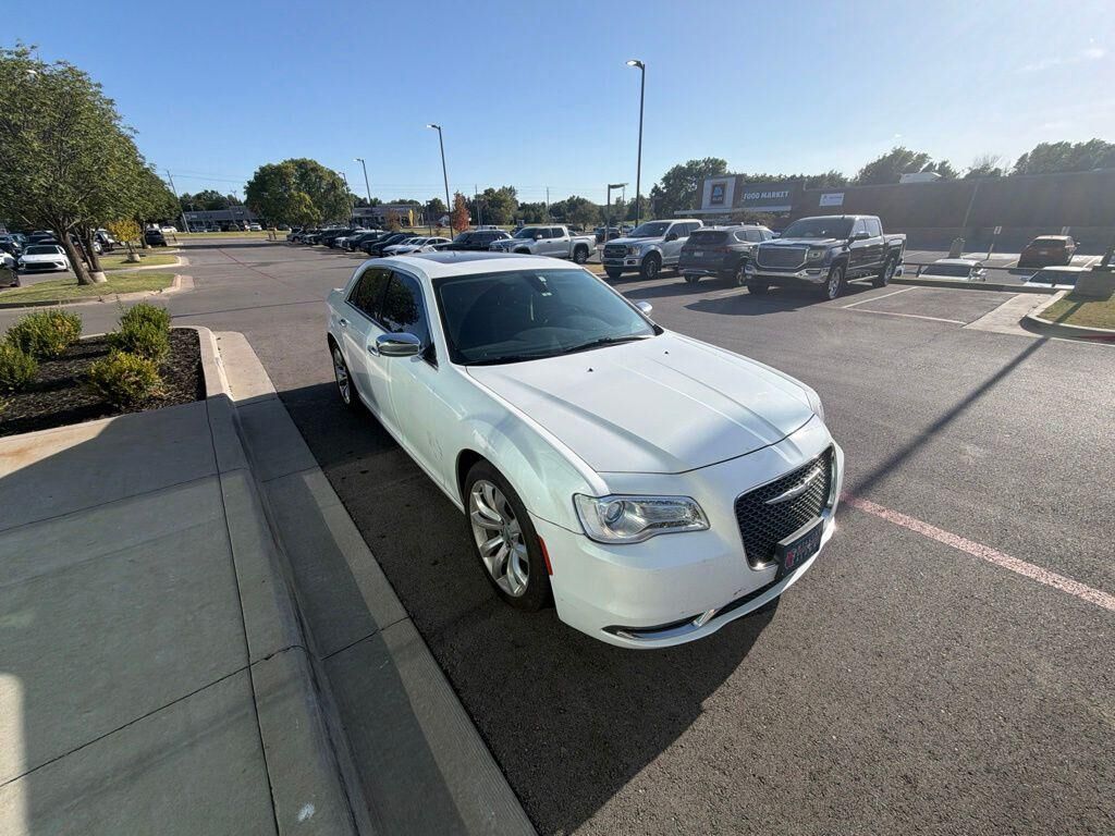 2015 CHRYSLER 300