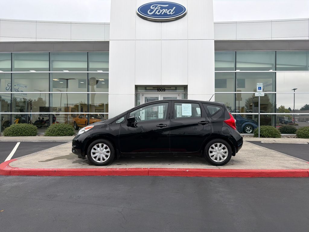 2015 NISSAN Versa