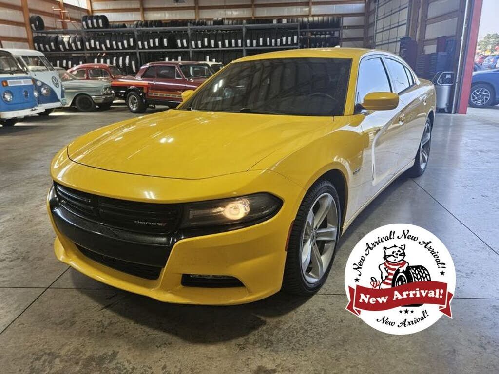 2017 DODGE Charger