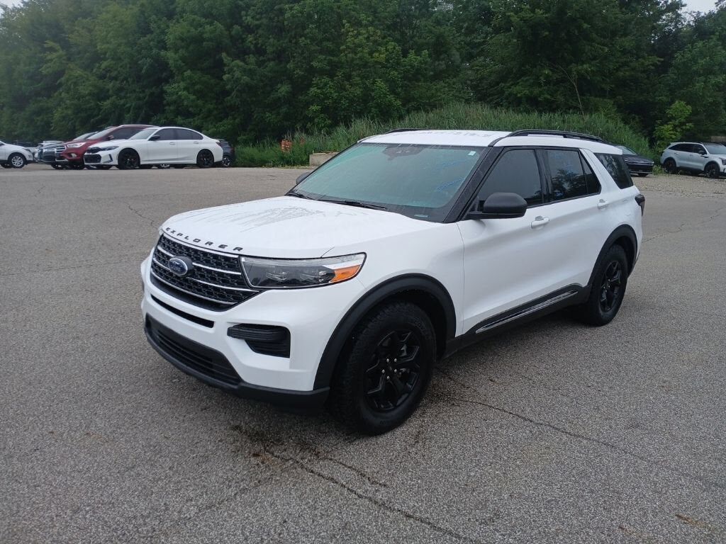 2020 FORD Explorer