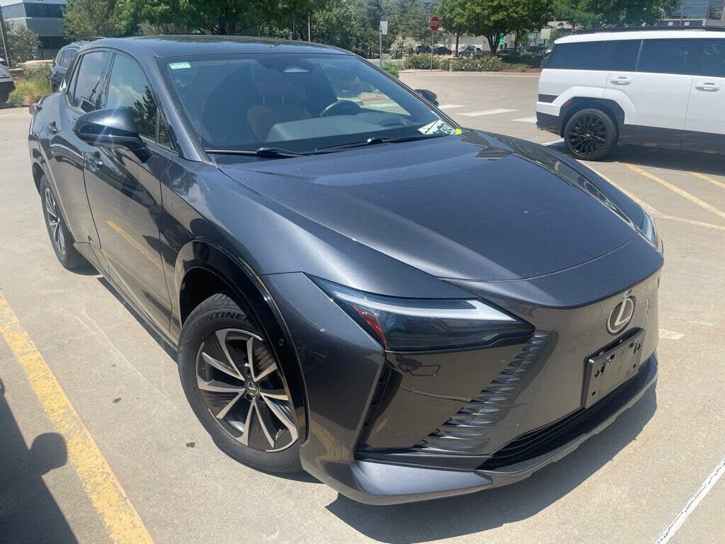 2023 LEXUS RZ 450e