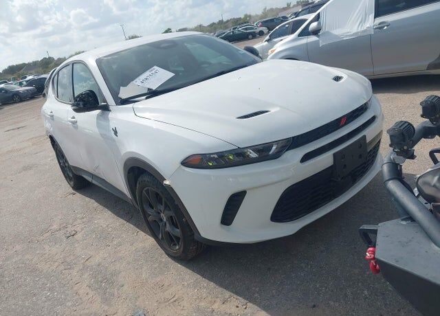 2025 DODGE HORNET