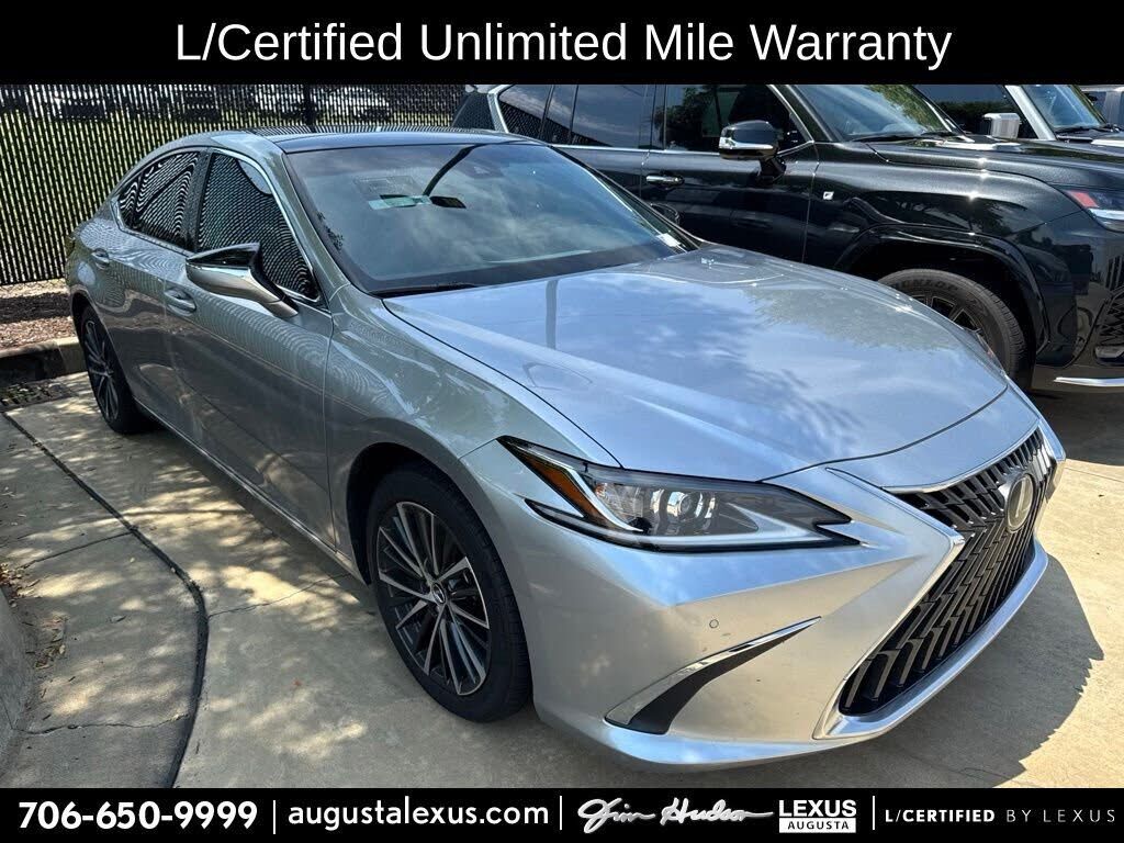2025 LEXUS ES