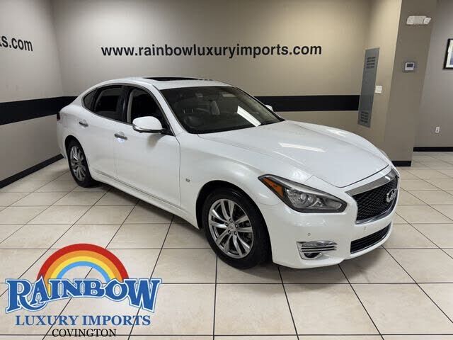 2015 INFINITI Q70