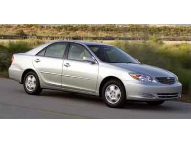 2004 TOYOTA Camry