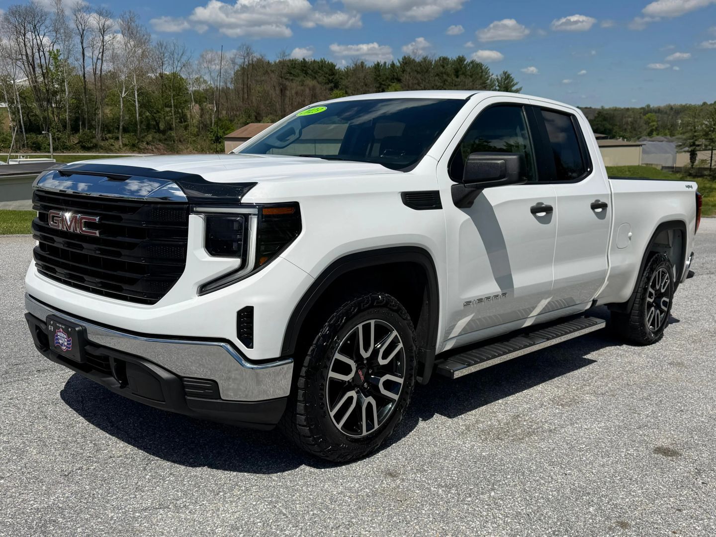 2023 GMC Sierra