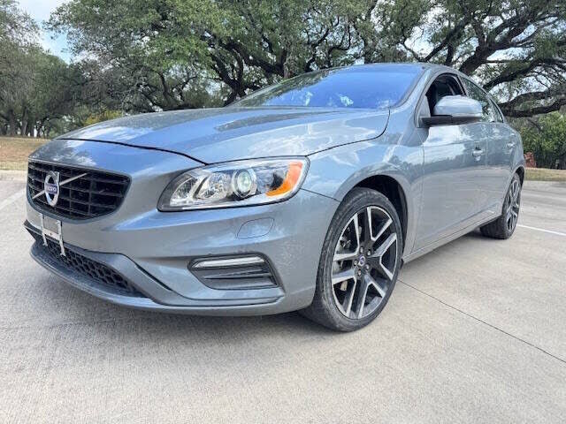 2018 VOLVO S60
