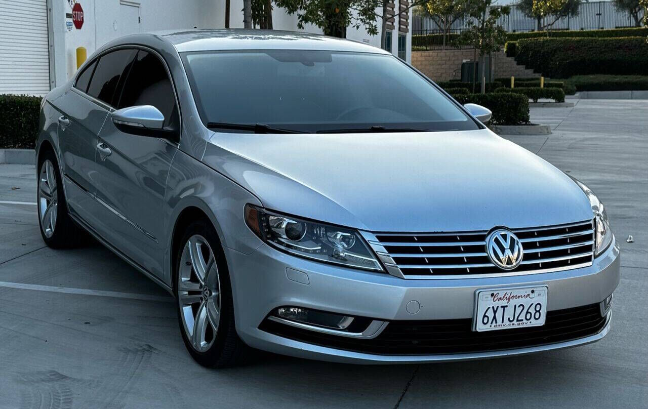 2013 VOLKSWAGEN Passat