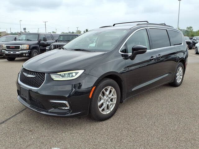 2022 CHRYSLER Pacifica