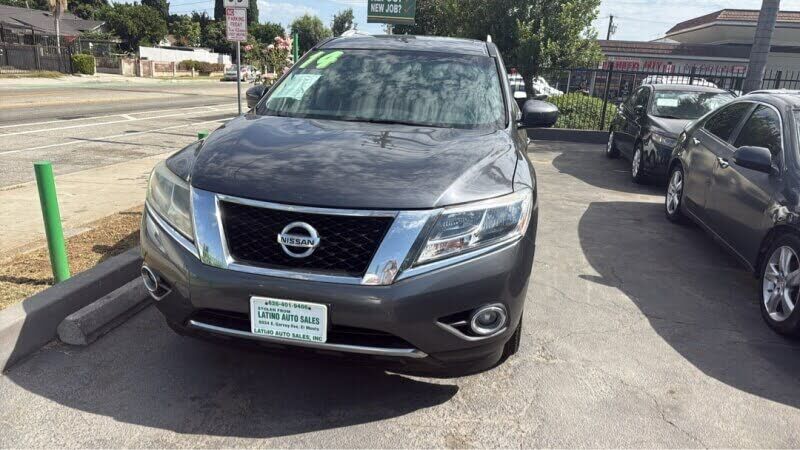 2014 NISSAN Pathfinder