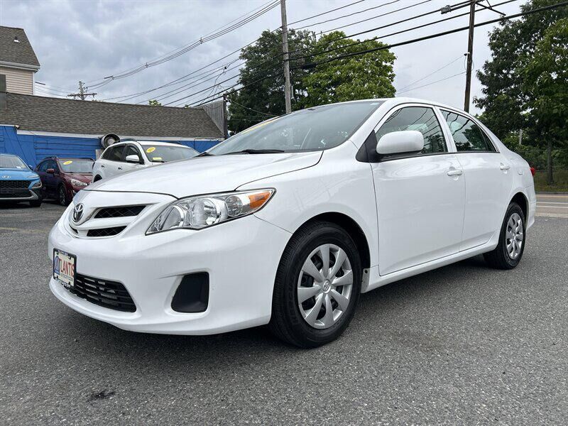 2013 TOYOTA Corolla