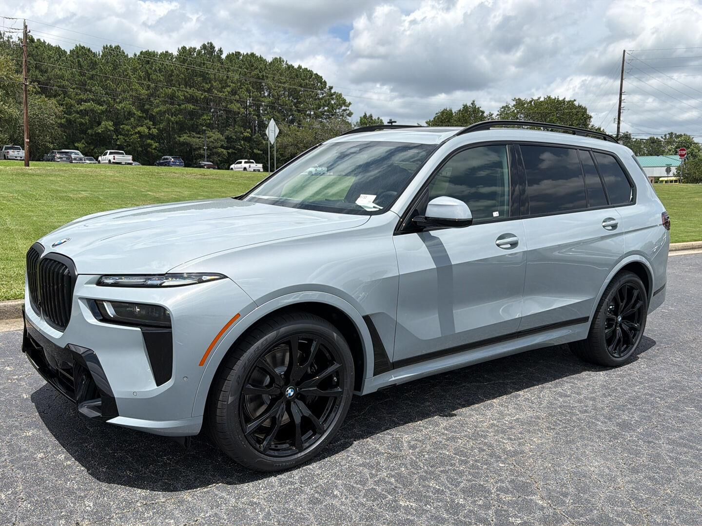 2027 BMW X7