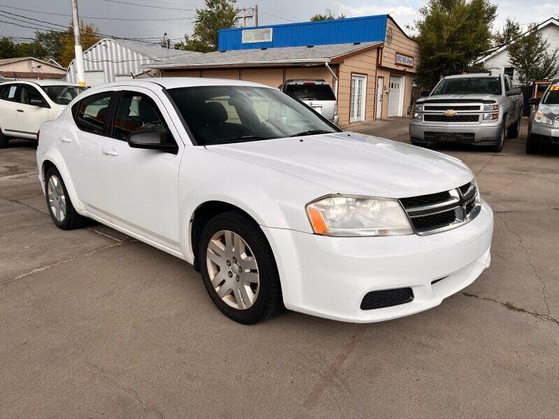 2014 DODGE Avenger