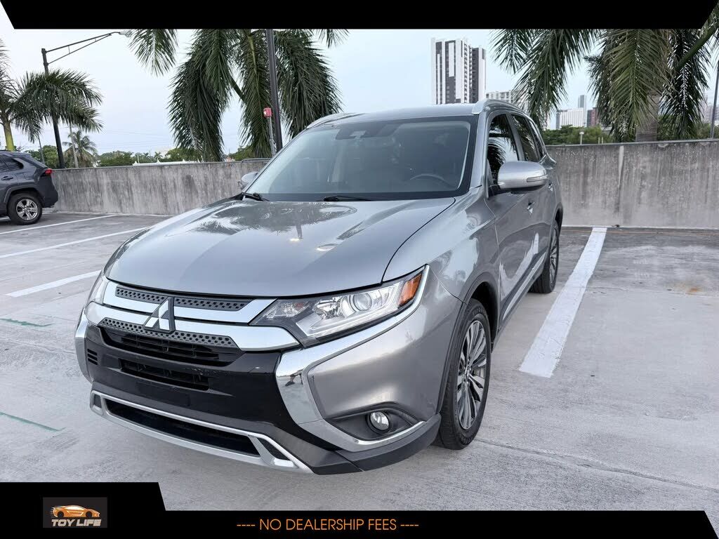 2020 MITSUBISHI Outlander
