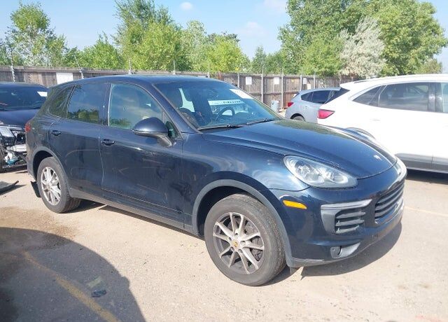 2016 PORSCHE Cayenne