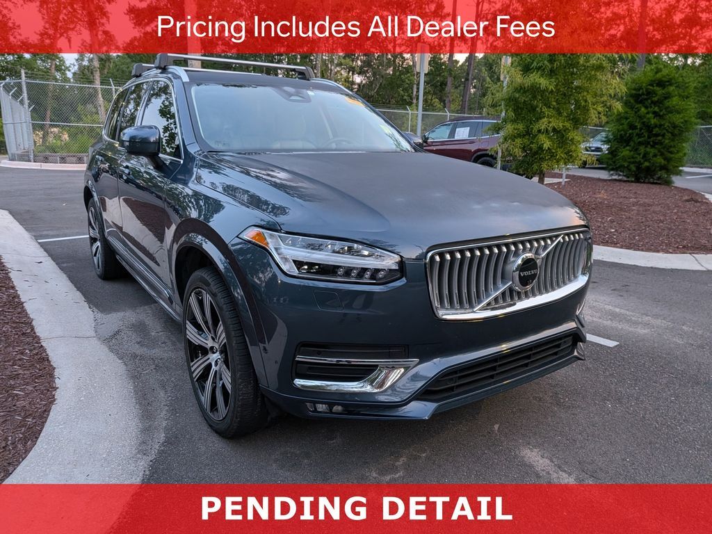 2023 VOLVO XC90