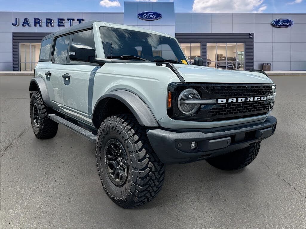 2022 FORD Bronco