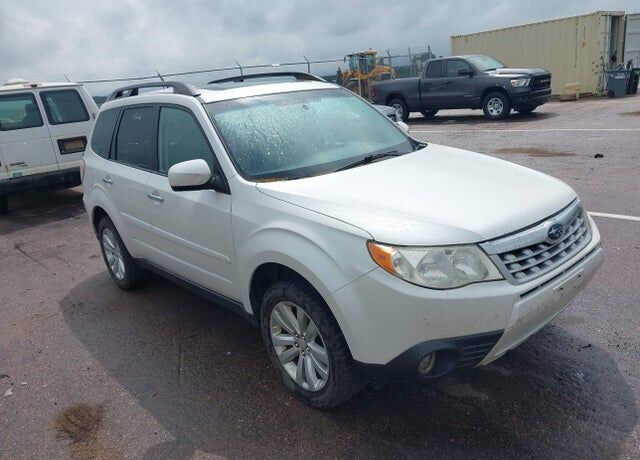 2011 SUBARU Forester