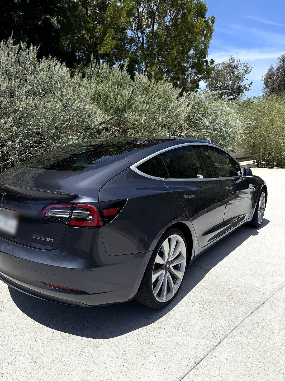 2018 TESLA Model 3
