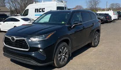 2021 TOYOTA Highlander