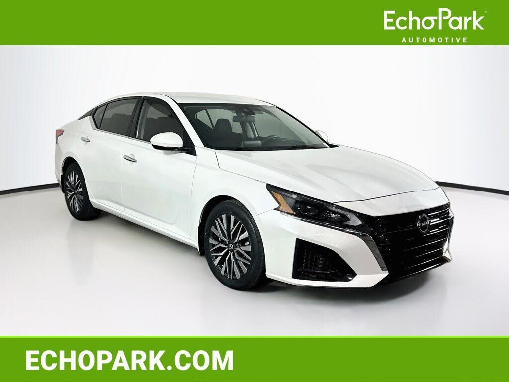 2023 NISSAN Altima
