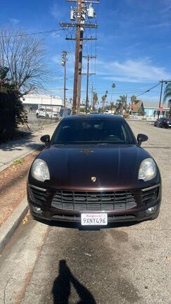 2016 PORSCHE Macan