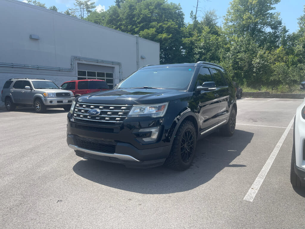 2016 FORD Explorer
