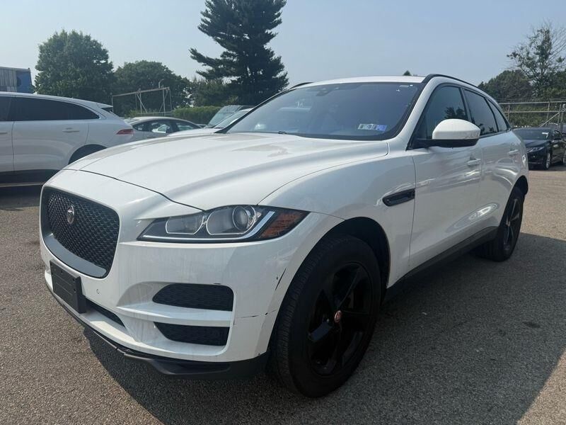 2019 JAGUAR F-Pace